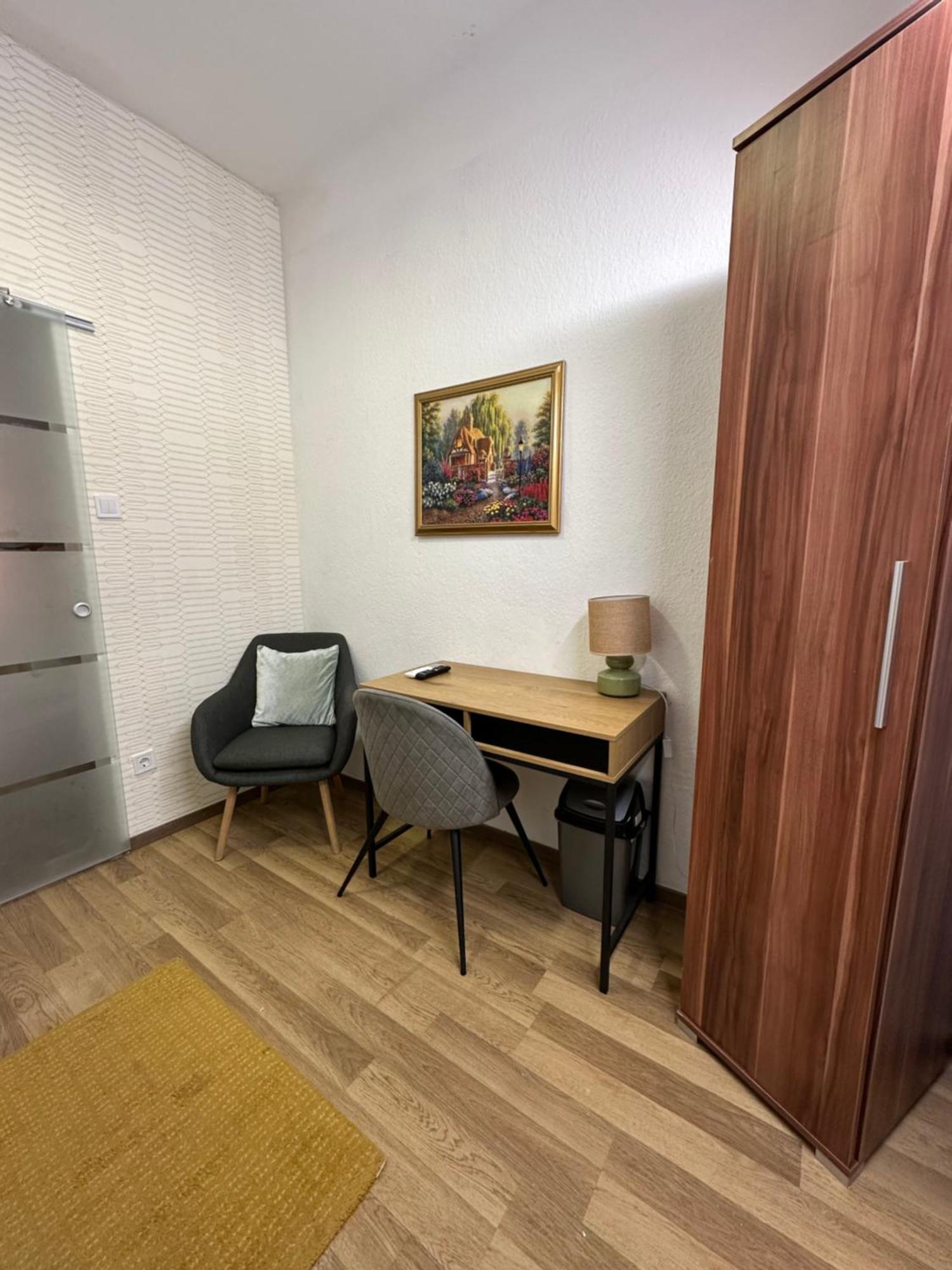 Airport17 B&B Vecsés Eksteriør billede
