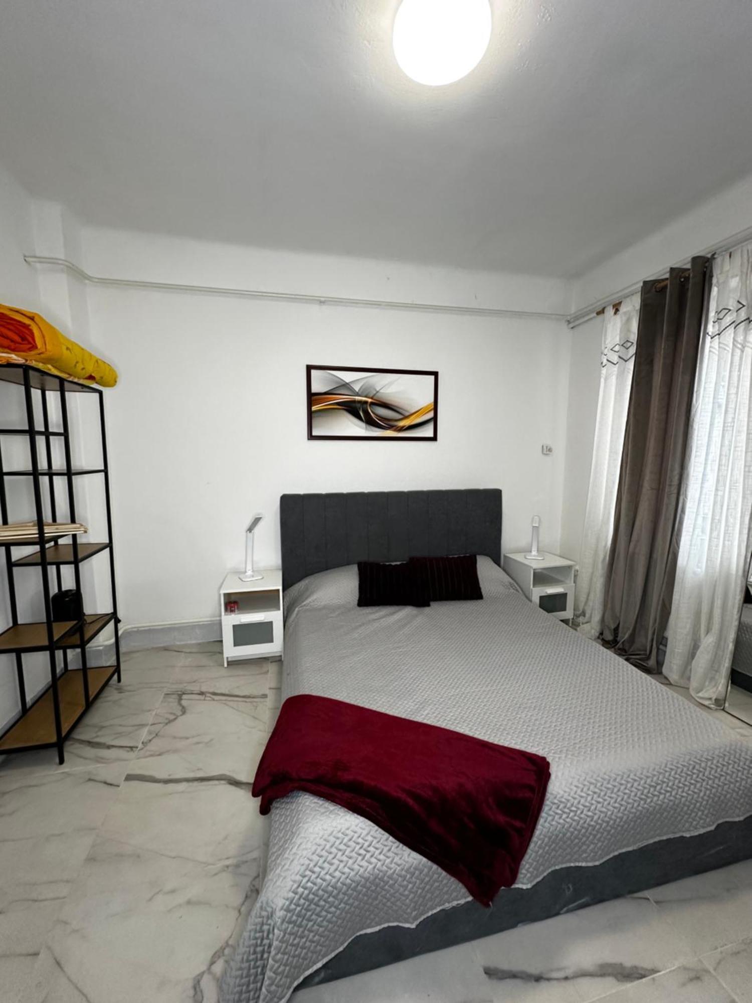 Airport17 B&B Vecsés Eksteriør billede